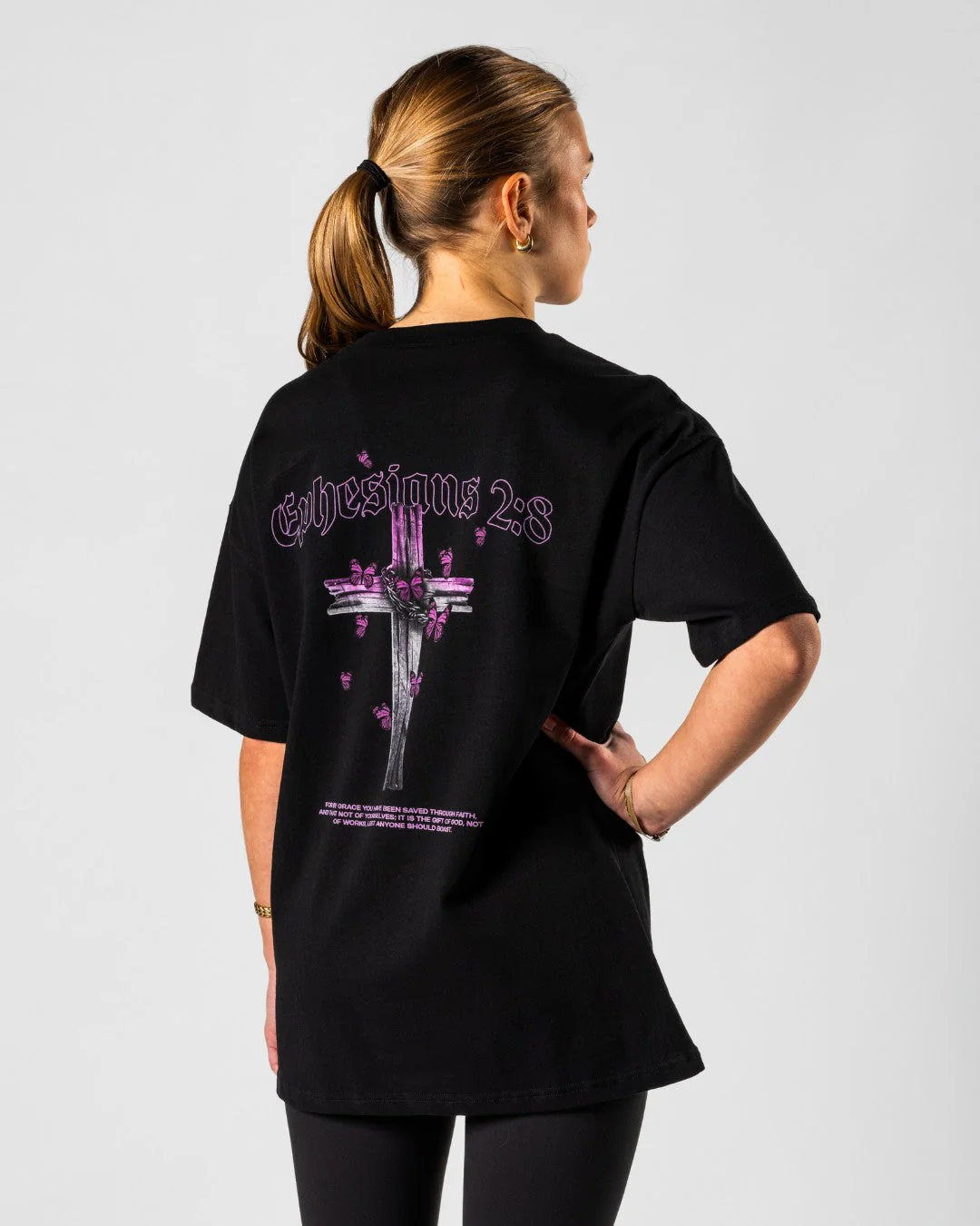 Ephesians 2:8 'Saved through Faith' Women’s Oversized T-Shirt - Image 4