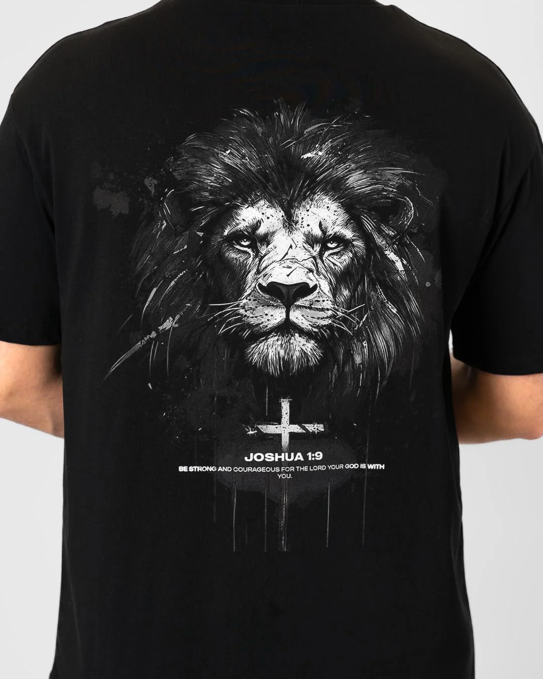 Joshua 1:9 Lion Oversized T-Shirt - Image 3